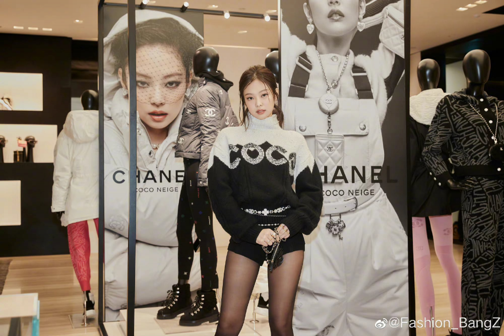 Jennie (BLACKPINK) bùng nổ visual cực đỉnh trong sự kiện mới của Chanel