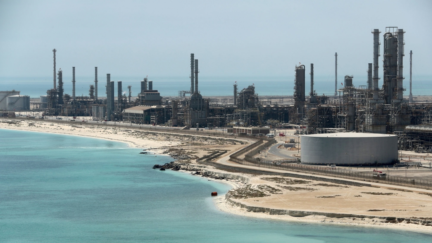 Sản lượng dầu của Ả Rập Xê-út tăng 20% ​​trong 8 tháng đầu năm