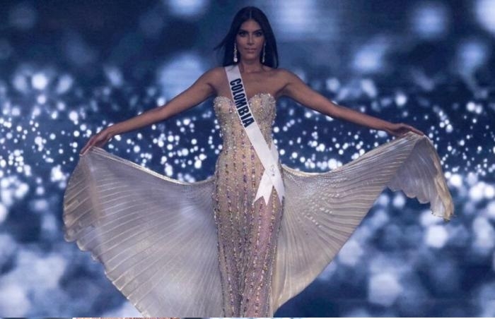 Nhìn lại top 10 trang phục dạ hội lộng lẫy nhất tại Miss Universe 2021