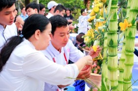 Bộ tứ bình bằng rau củ quả lớn nhất Việt Nam