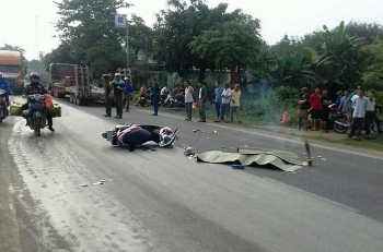Nghệ An: Cô gái tử vong sau va chạm với xe tải