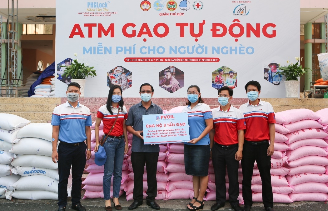 PVOIL ủng hộ 9 tấn gạo, chung tay chống dịch Covid-19