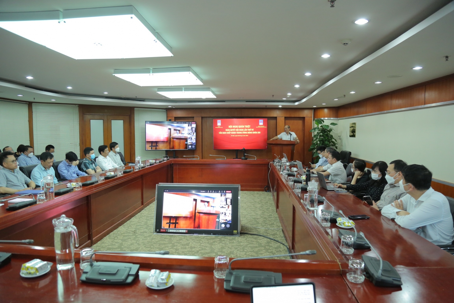 Đảng ủy VPI và PVChem tổ chức Hội nghị quán triệt Nghị quyết Hội nghị Trung ương 4, khoá XIII