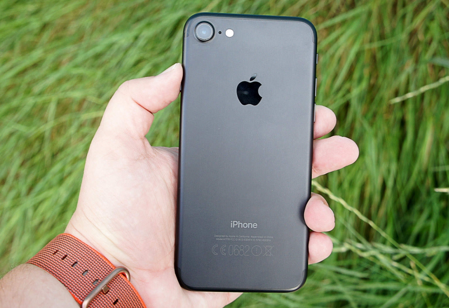 Apple sẽ sản xuất iPhone hoàn toàn từ vật liệu tái chế