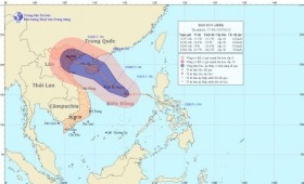 Bão số 5 hoành hành trên biển Đông