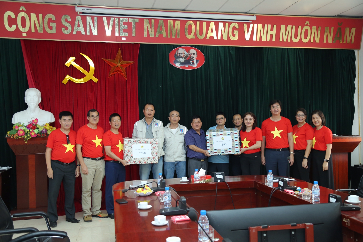 cd dkvn tham hoi dong vien nguoi lao dong tai du an nmnd thai binh 2