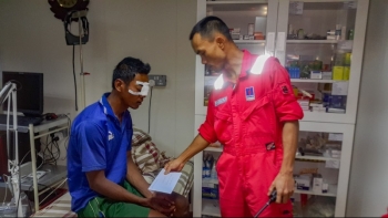 PVEP POC hỗ trợ chữa trị cho ngư dân gặp nạn