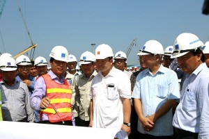 Phó Thủ tướng Hoàng Trung Hải kiểm tra tiến độ NMNĐ Thái Bình 2