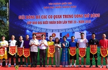 Đội bóng đá PVN tham gia Cup Báo Đại biểu Nhân dân năm 2018