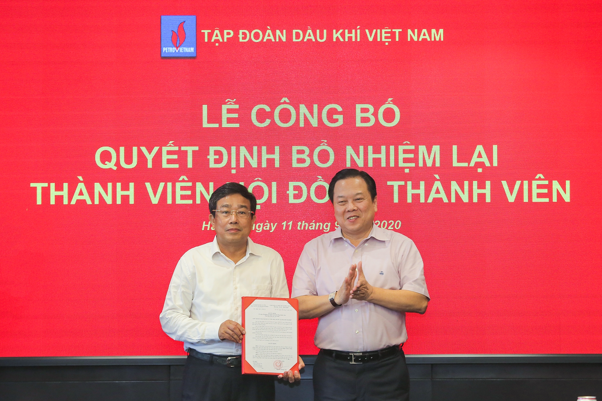 cong-bo-quyet-dinh-bo-nhiem-lai-thanh-vien-hoi-dong-thanh-vien-pvn-1