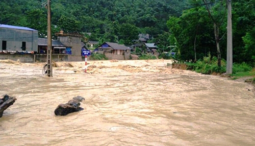 ho tro khan cap cho cac dia phuong khac phuc hau qua thien tai