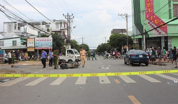 Tai nạn liên hoàn giữa 2 ô tô và 2 xe máy, một người tử vong