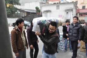 "Mang quà tết cho đồng bào Tây Bắc": Chuyến xe chở hàng từ thiện cuối cùng đã lên đường!