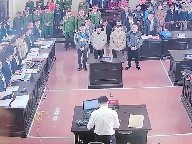 Luật sư đề nghị trưng cầu giám định tâm thần bác sĩ Hoàng Công Lương