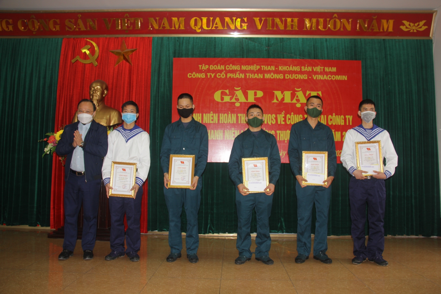 Than Mông Dương và Than Khe Chàm tuyên dương “Người thợ mỏ - Người chiến sỹ” tháng 1/2022