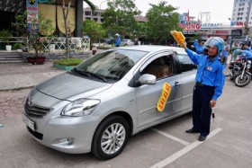 Taxi Hà Nội: 1001 chiêu "chém đẹp" hành khách