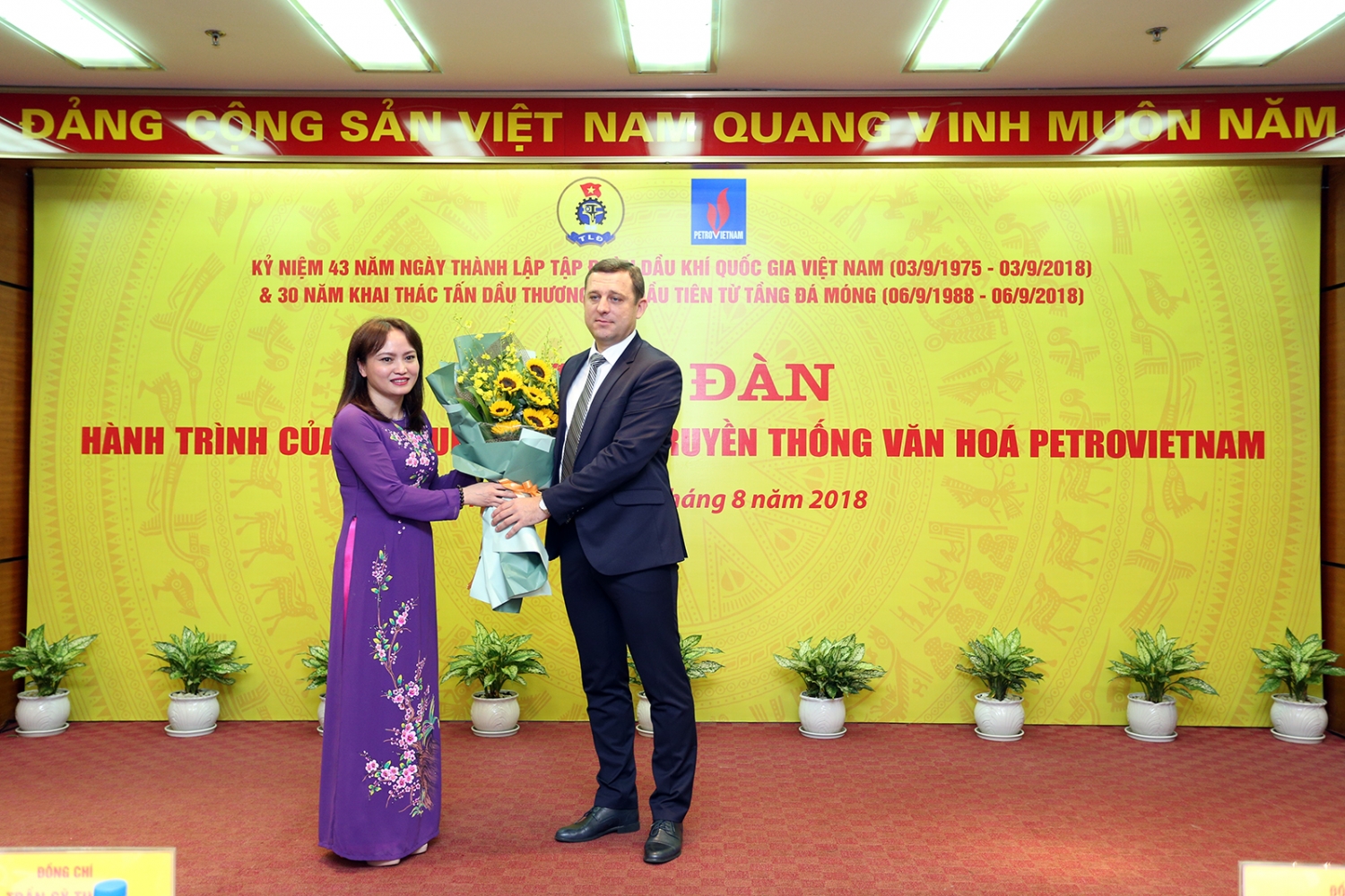 hanh trinh tri tue ban linh truyen thong van hoa petrovietnam