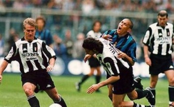 Derby d'Italia: Ronaldo và những 'kẻ cắp'