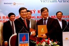 Liên danh PVI - VNI - Bảo Việt ký hợp đồng bảo hiểm hàng không với Vietnam Airlines