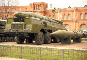 Người giúp Liên Xô chế tạo tên lửa nhiên liệu rắn