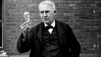 31/12/1879: Thomas Edison trình diễn bóng đèn sợi đốt