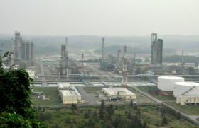 Nhà máy Lọc dầu Dung Quất: 5 năm vận hành hiệu quả, an toàn