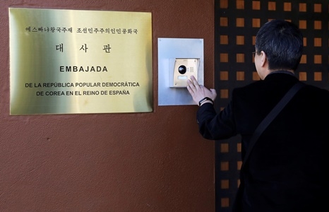 Thẩm phán Tây Ban Nha muốn Mỹ dẫn độ nhóm đột nhập sứ quán Triều Tiên