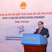 Thủ tướng: Năm 2022, Việt Nam phấn đấu chiến thắng dịch bệnh, từng bước 