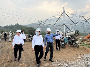 Bàn giải pháp tháo gỡ mặt bằng Dự án đường dây 220kV Lào Cai – Bảo Thắng