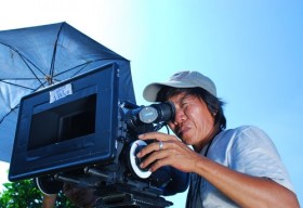 “Làm đạo diễn ở Việt Nam cực và khó”