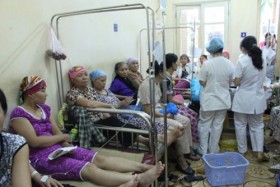 Người Việt đổ tiền ra nước ngoài chữa bệnh (Bài 1)