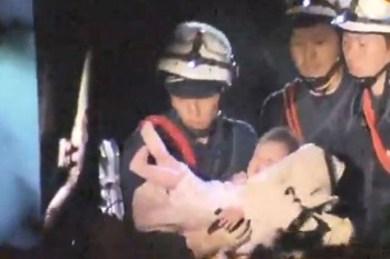 Bé gái 8 tháng tuổi sống sót kỳ diệu sau động đất ở Nhật