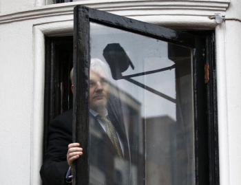 7 năm ròng “tá túc” trong Đại sứ quán Ecuador tại Anh của ông chủ WikiLeaks