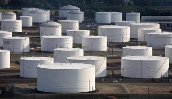 Hệ thống chứa dầu trên toàn thế giới sẽ được lấp đầy trong 3 tháng