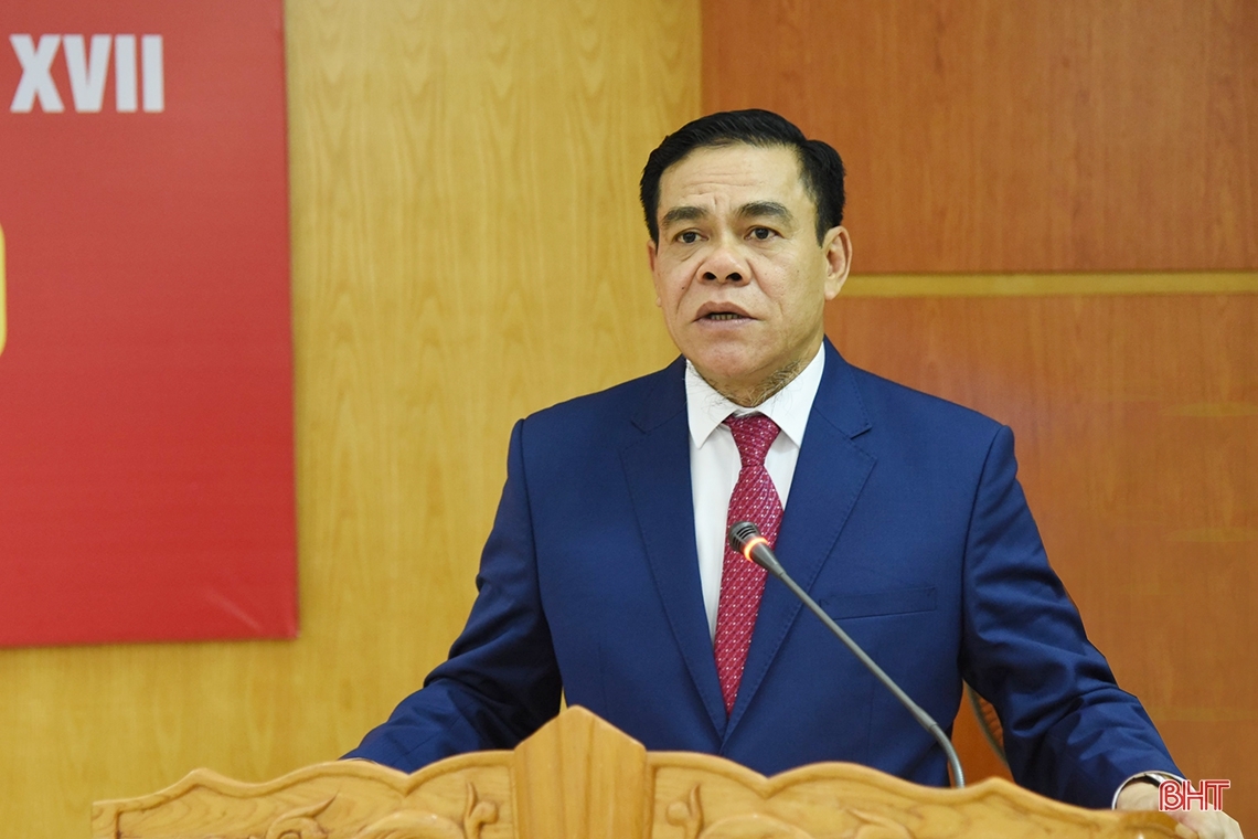 Phê chuẩn Chủ tịch UBND tỉnh Hà Tĩnh