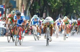 Khai mạc cuộc đua xe đạp toàn quốc mở rộng “Về Điện Biên Phủ 2014”