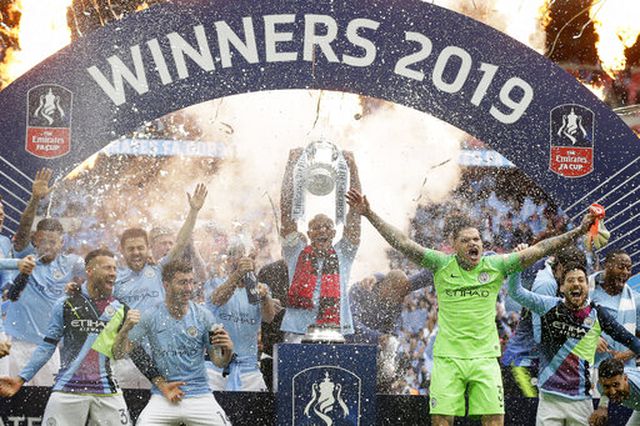 khoanh khac man city nhan cup bac cua fa cup