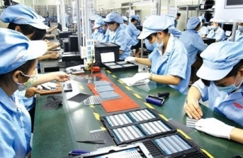 LĐLĐ Việt Nam: Tìm nhiều cách để người lao động trở lại sản xuất