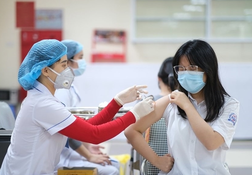 Công điện của Thủ tướng Chính phủ về tăng cường công tác tiêm vaccine phòng COVID-19