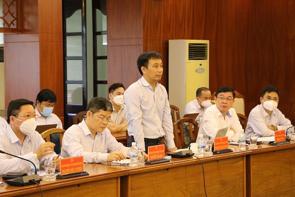 Bàn giải pháp tháo gỡ mặt bằng dự án truyền tải điện trên địa bàn tỉnh Khánh Hòa