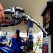 Giá các mặt hàng xăng dầu điều chỉnh nhẹ
