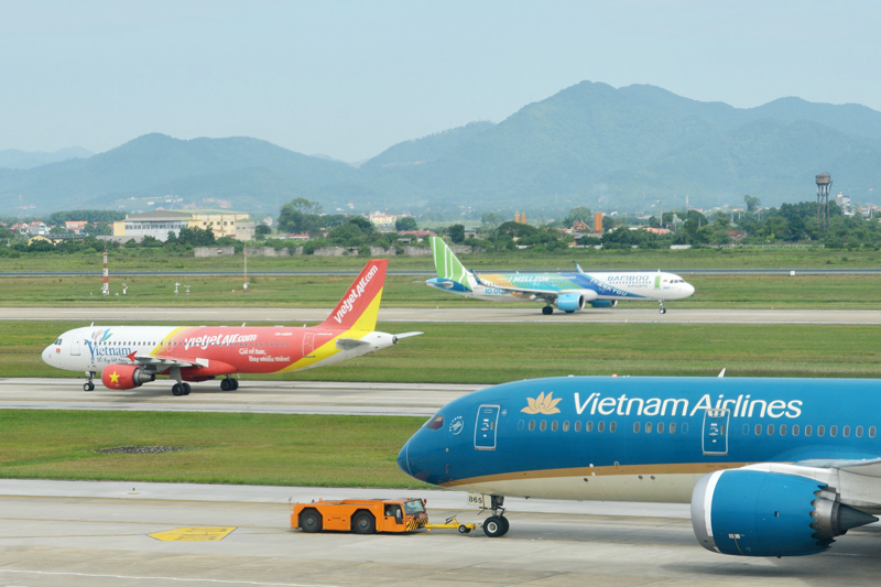 Tin tức kinh tế ngày 25/9: Sản lượng vận chuyển khách của các hãng bay Việt Nam giảm mạnh