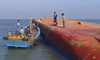 Công điện khẩn về tìm kiếm, cứu nạn tàu Hoàng Phúc 18