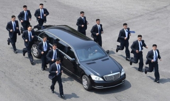 Ông Kim Jong-un sắm siêu xe mới?