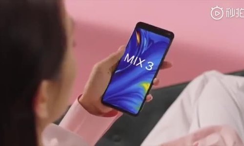 Xiaomi khoe camera trượt trên Mi Mix 3