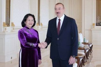 Phó Chủ tịch nước Đặng Thị Ngọc Thịnh hội kiến Tổng thống Azerbaijan Ilham Aliyev