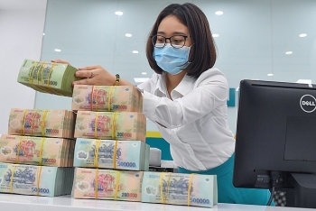 Tin tức kinh tế ngày 17/10: Ngành ngân hàng chuẩn bị gói cấp bù lãi suất 3.000 tỷ đồng