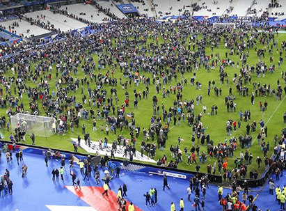 Sân Stade de France thoát đánh bom như thế nào?