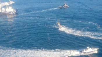 Tàu hải quân Nga tiến về "điểm nóng" Azov giữa lúc căng thẳng với Ukraine