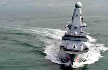 Đô đốc Anh gợi ý triển khai tàu chiến đến Ukraine "nắn gân" Nga